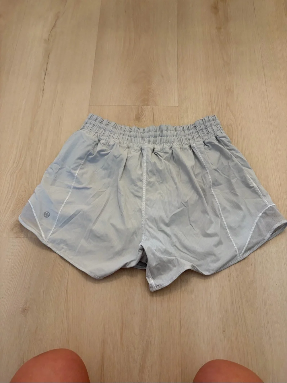 Lululemon white hotty hots